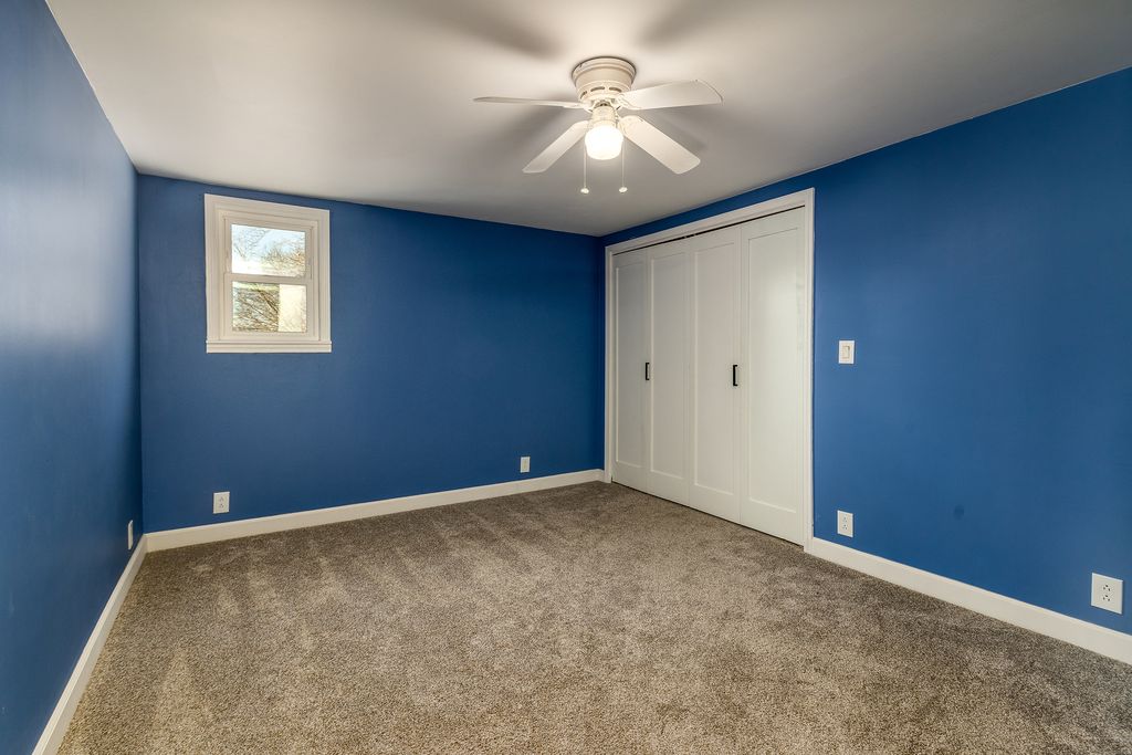 Image 34 of property listing at 14700 N Allen Lane, Mt Vernon, IL 62864