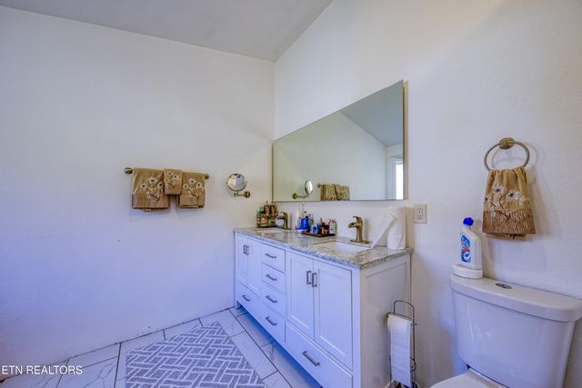 1814 Blue Tick Way, Sevierville, TN 37876