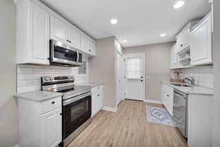 303 Park Ln, Clarksville, TN 37042