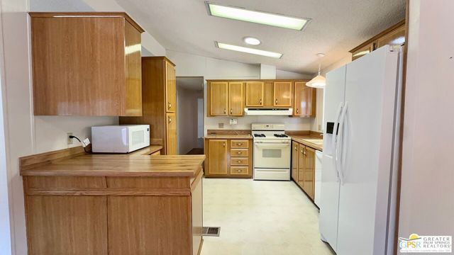 1250 N Kirby Street 34, Hemet, CA 92545