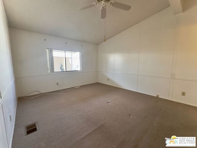 1250 N Kirby Street 34, Hemet, CA 92545