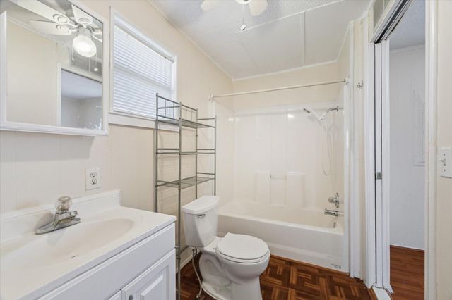 4011 Vista Boulevard, Galveston, TX 77554