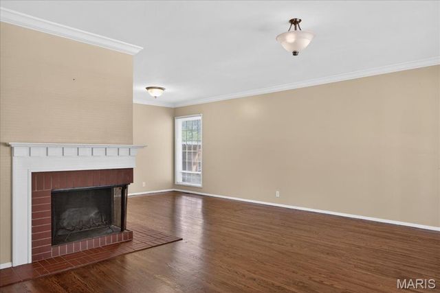 3725 Helmkampf Drive, Florissant, MO 63033
