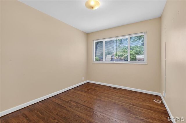 3725 Helmkampf Drive, Florissant, MO 63033