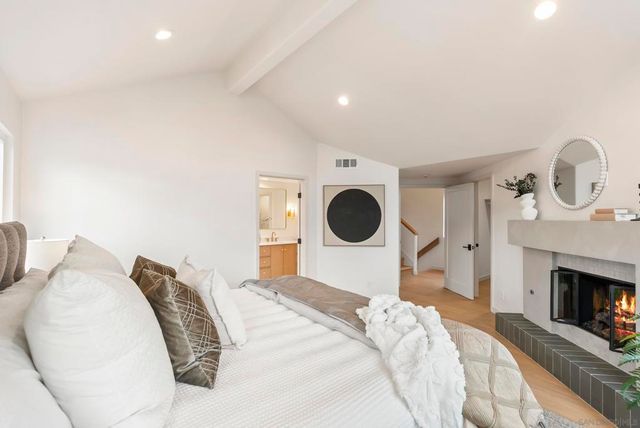 5825 Caminito Del Estio, La Jolla, CA 92037