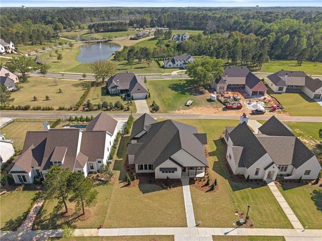 441 Leavie Lane, Fairhope, AL 36532