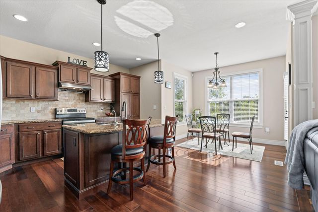 4314 SILVER VALLEY DR, Columbia, MO 65203