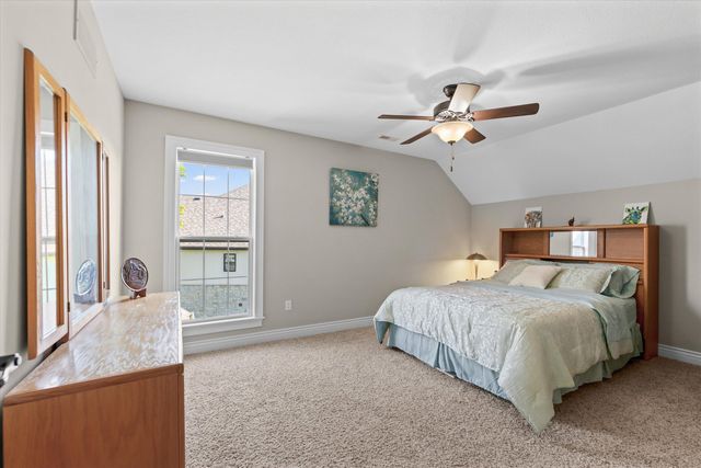 4314 SILVER VALLEY DR, Columbia, MO 65203