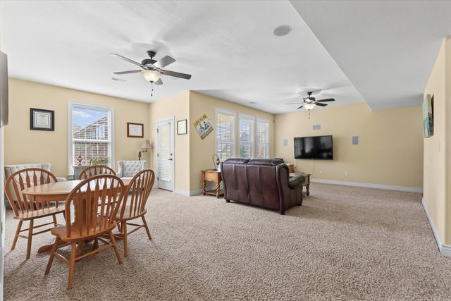4314 SILVER VALLEY DR, Columbia, MO 65203