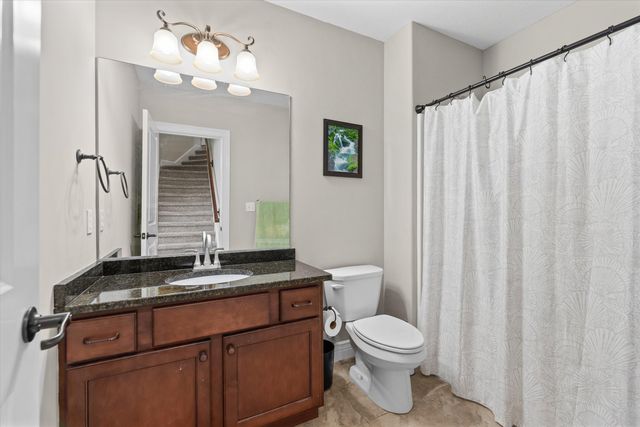 4314 SILVER VALLEY DR, Columbia, MO 65203
