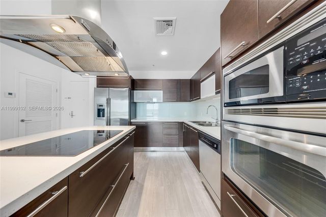 7928 East Dr 902, North Bay Village, FL 33141