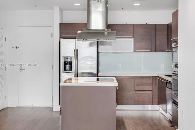 7928 East Dr 902, North Bay Village, FL 33141