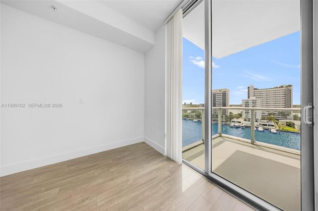 7928 East Dr 902, North Bay Village, FL 33141