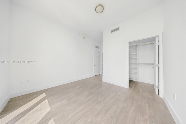 7928 East Dr 902, North Bay Village, FL 33141