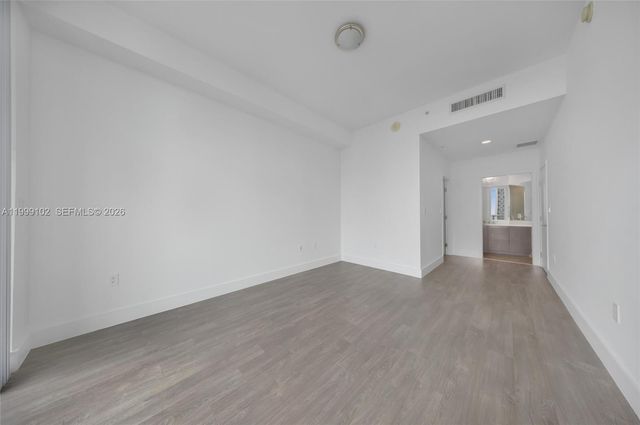 7928 East Dr 902, North Bay Village, FL 33141