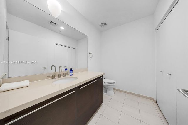 7928 East Dr 902, North Bay Village, FL 33141