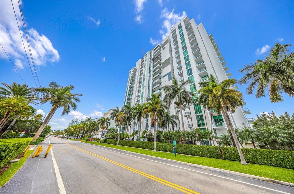 7928 East Dr 902, North Bay Village, FL 33141