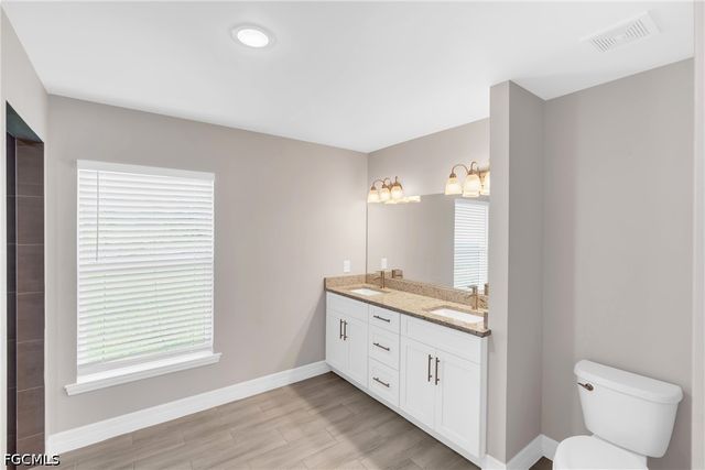 2605 57th ST W, Lehigh Acres, FL 33971