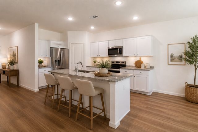 756 Wellington Drive, Lavon, TX 75166