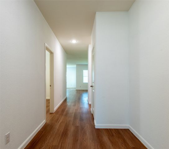 756 Wellington Drive, Lavon, TX 75166