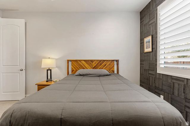 2046 N VISTA DR, Washington, UT 84780