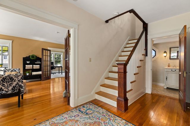 35 Waldron Rd, Braintree, MA 02184