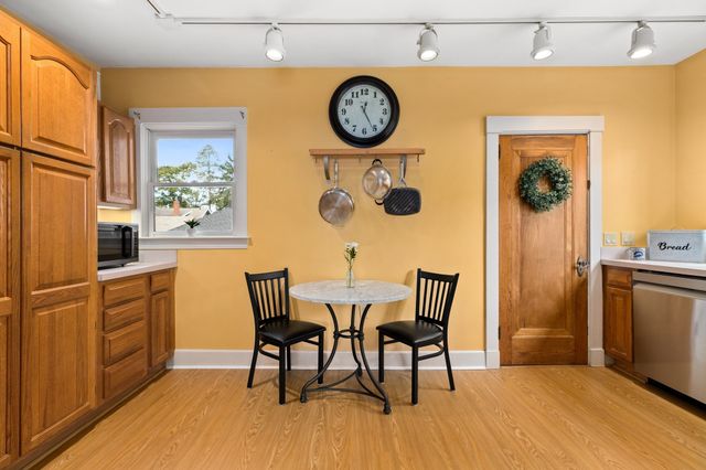 35 Waldron Rd, Braintree, MA 02184