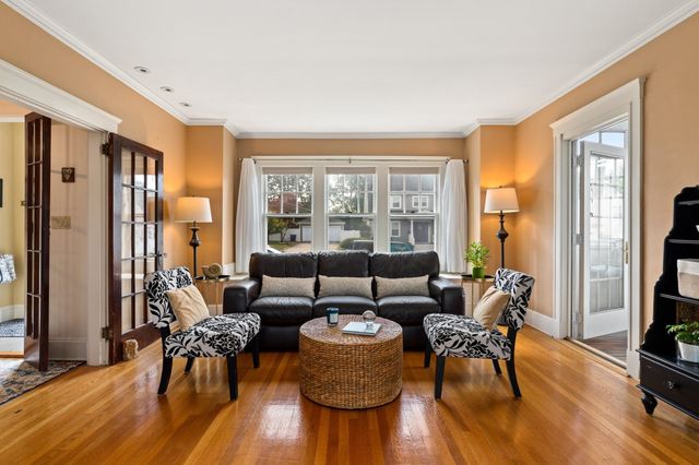 35 Waldron Rd, Braintree, MA 02184