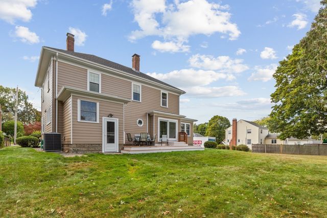 35 Waldron Rd, Braintree, MA 02184