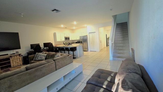 4326 Hammock Grove Drive, Lake Worth, FL 33467