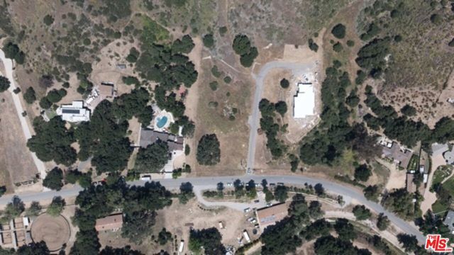 2391 Stokes Canyon Rd, Calabasas, CA 91302