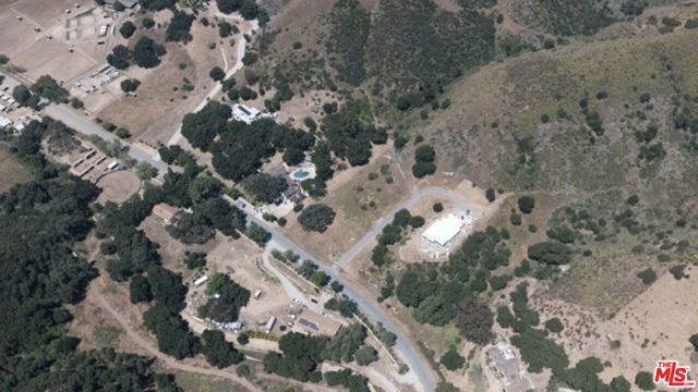 2391 Stokes Canyon Rd, Calabasas, CA 91302