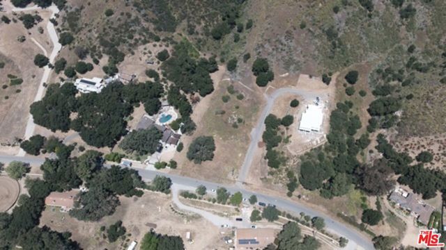2391 Stokes Canyon Rd, Calabasas, CA 91302