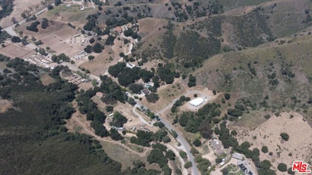 2391 Stokes Canyon Rd, Calabasas, CA 91302