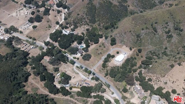 2391 Stokes Canyon Rd, Calabasas, CA 91302