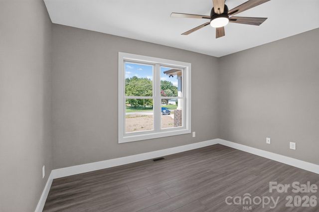 2418 Rock Dam Road, Lincolnton, NC 28092