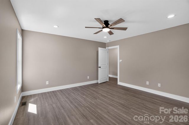 2418 Rock Dam Road, Lincolnton, NC 28092