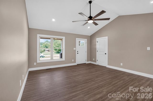 2418 Rock Dam Road, Lincolnton, NC 28092