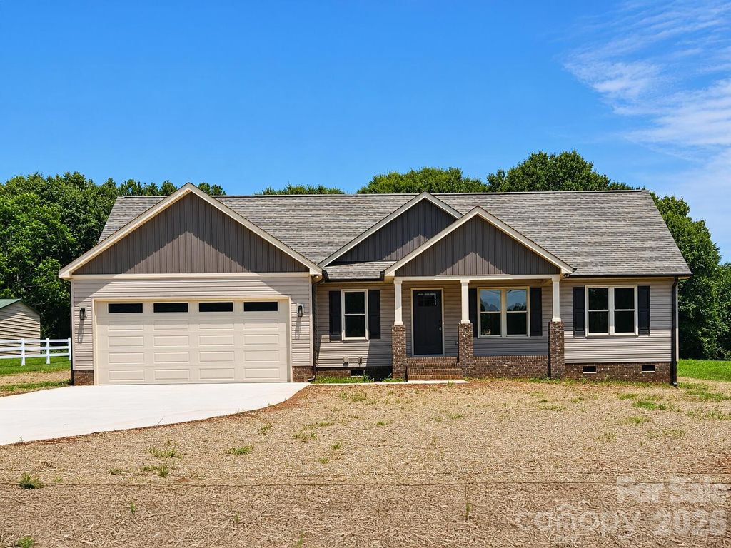 2418 Rock Dam Road, Lincolnton, NC 28092