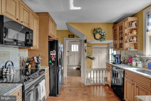 32 KREIDER AVE, Lancaster, PA 17601
