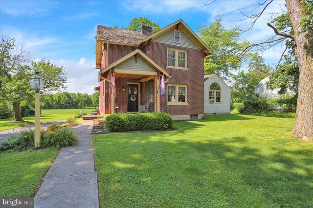 32 KREIDER AVE, Lancaster, PA 17601