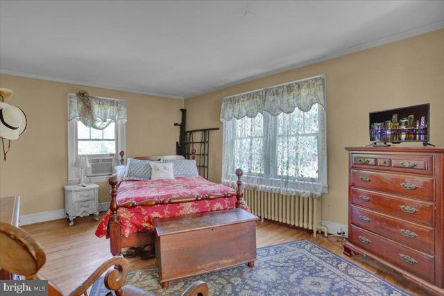 32 KREIDER AVE, Lancaster, PA 17601