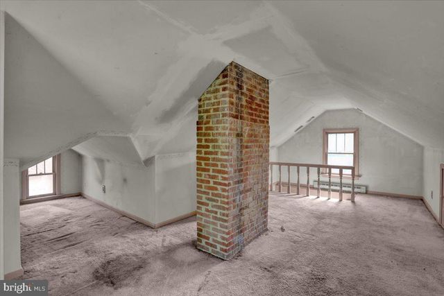 32 KREIDER AVE, Lancaster, PA 17601