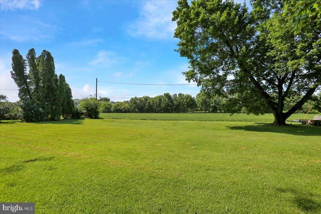 32 KREIDER AVE, Lancaster, PA 17601