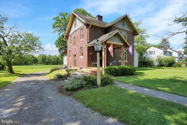 32 KREIDER AVE, Lancaster, PA 17601