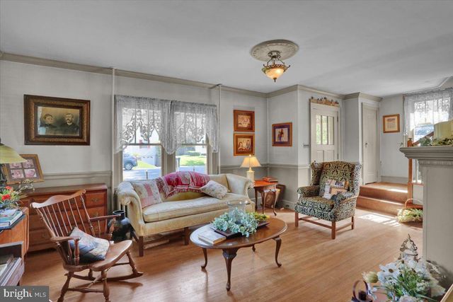 32 KREIDER AVE, Lancaster, PA 17601