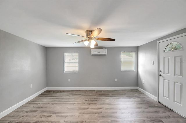 1002 N BRACEWELL DRIVE, Plant City, FL 33563