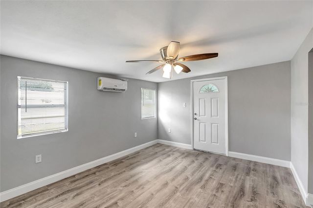 1002 N BRACEWELL DRIVE, Plant City, FL 33563