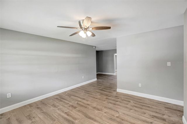 1002 N BRACEWELL DRIVE, Plant City, FL 33563