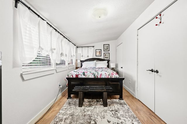 172 Giant Cedar Trail, Whitney, TX 76692